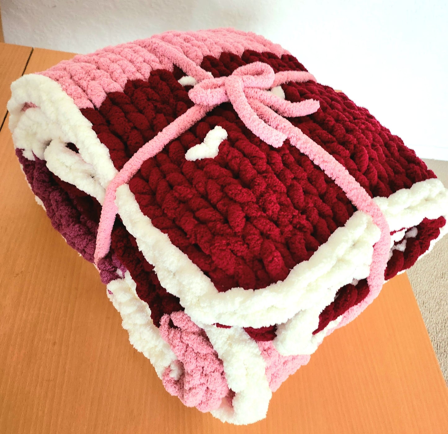 Valentines Stripe Chunky Blanket